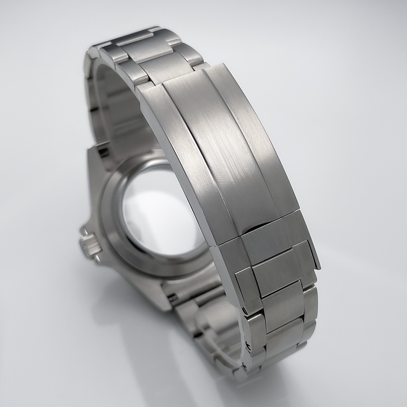 40mm Explore 2 Nh35 Case Stain - огляд і ціна Seiko Watch 5 Sports